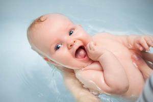 Miten uivan vastasyntyneen: jokainen äiti pitäisi tietää