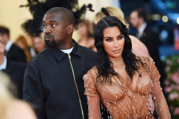 Kim Kardashian ja Kane West neljäs lapsi syntyi