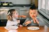 Mikä on vaarallisin liha lapselle? Lääkäri Komarovsky vastaa