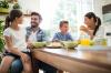 Miksi on hyvä syödä aamiaista koko perheen kanssa