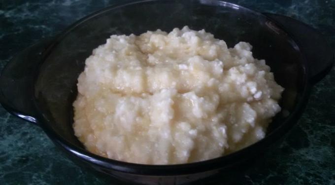 Keitetty riisi - riisipuuro