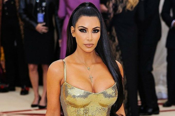 Kim Kardashian ei kuulu olematon allergioita gluteenia, mutta eivät vain syödä paljon sämpylöitä.